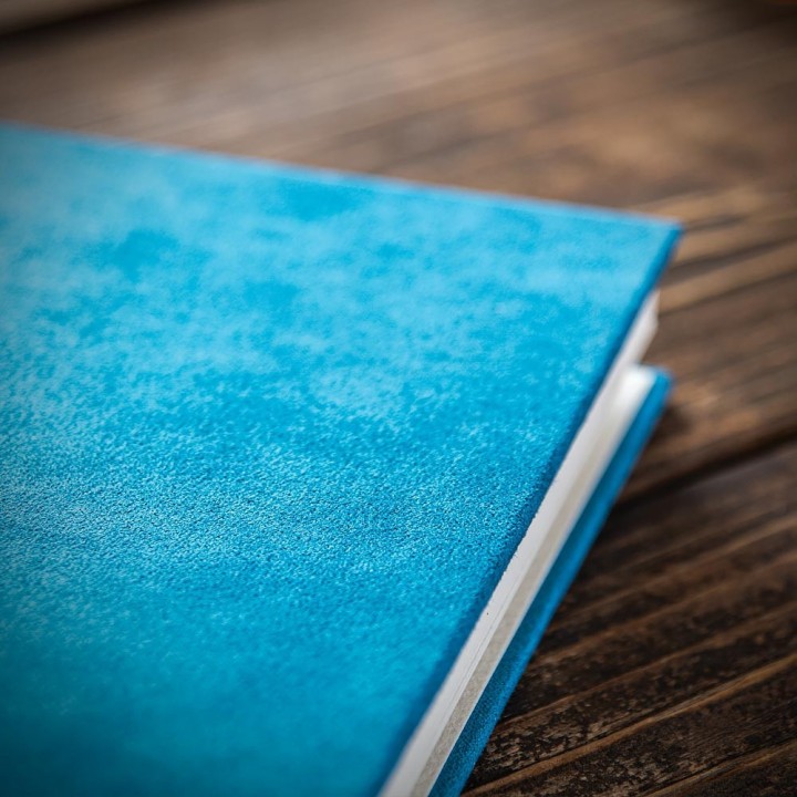 PRO Sketchbook 25x25 100% cotton Fabriano Artistico - SKETCHILLA